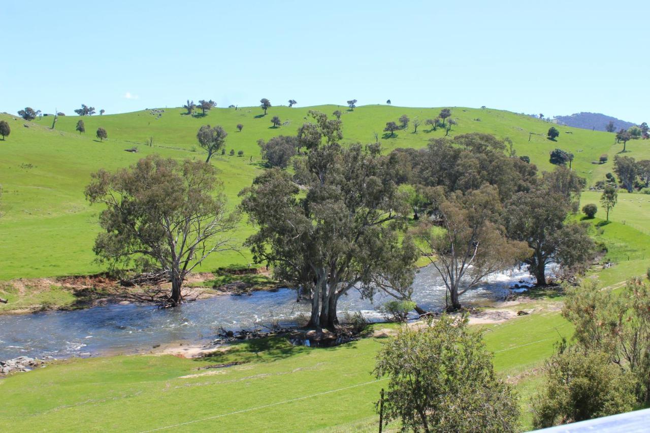 Elm Cottage Tumut Bagian luar foto
