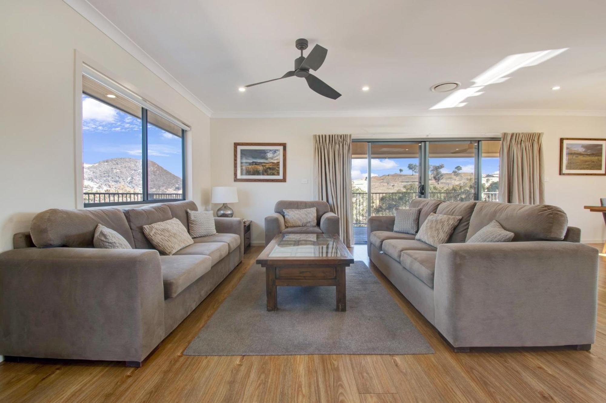 Elm Cottage Tumut Bagian luar foto