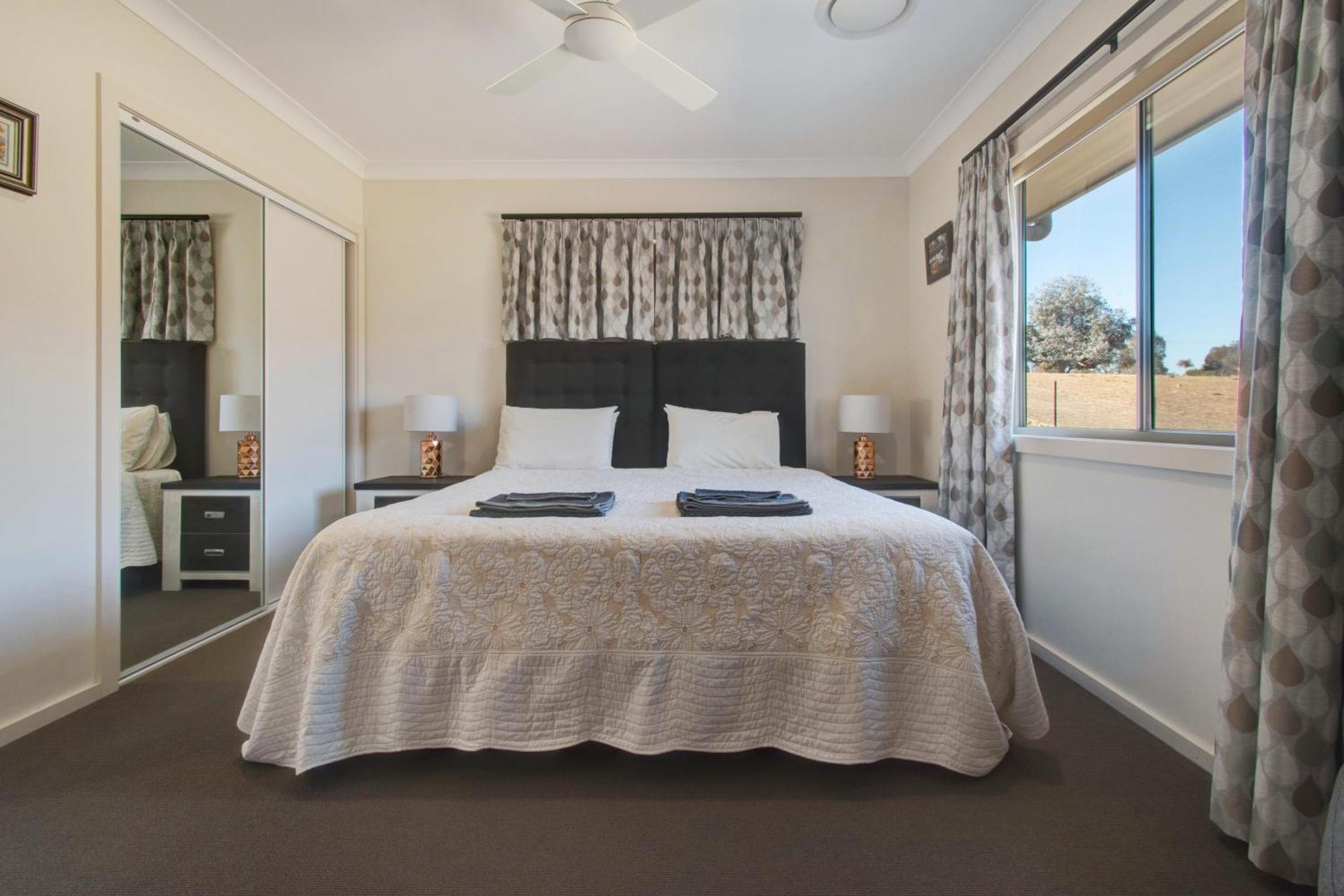 Elm Cottage Tumut Bagian luar foto