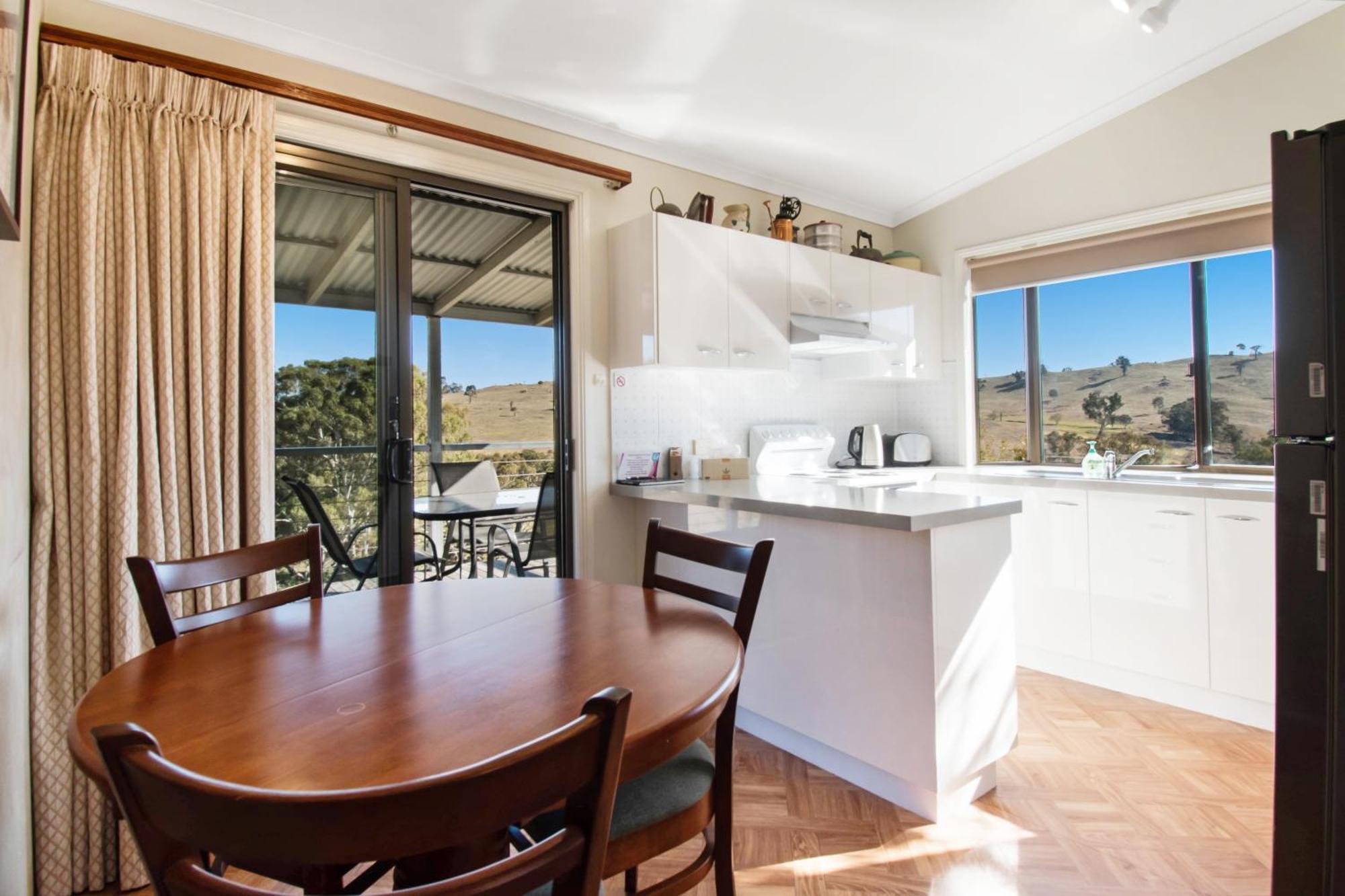 Elm Cottage Tumut Bagian luar foto