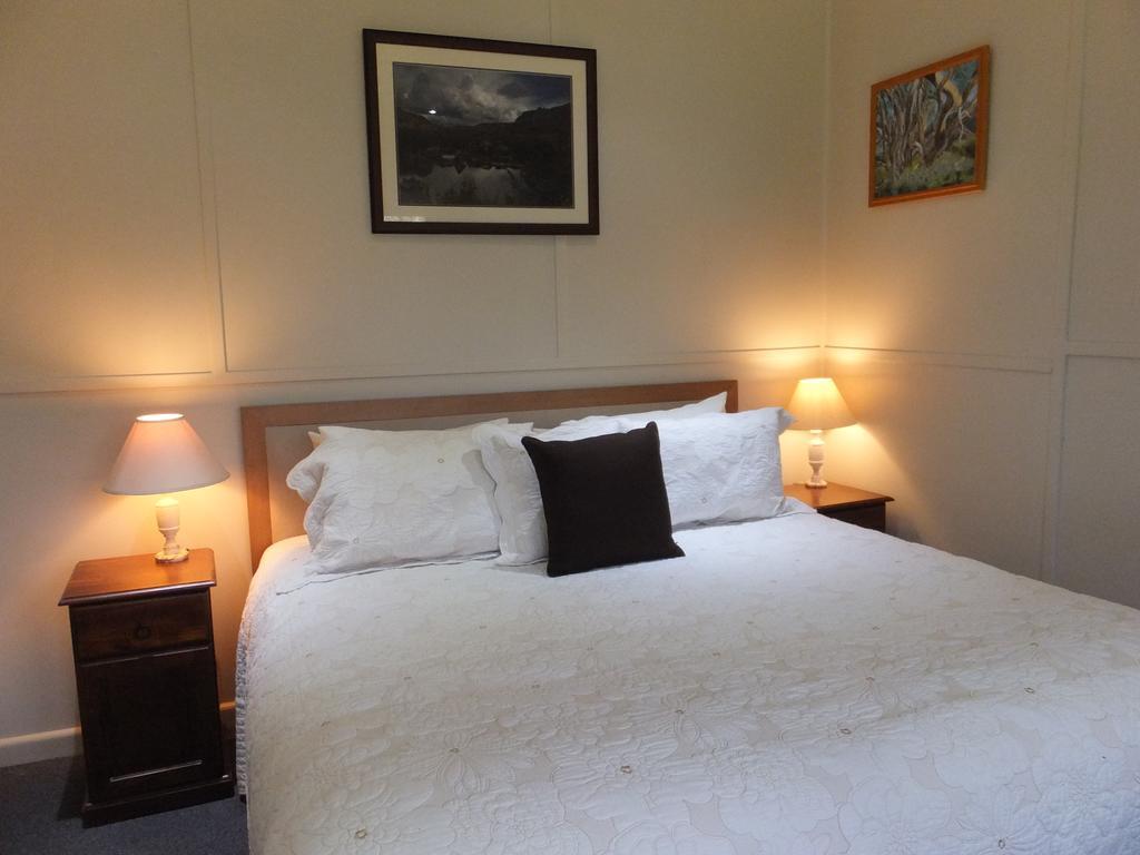 Elm Cottage Tumut Bagian luar foto